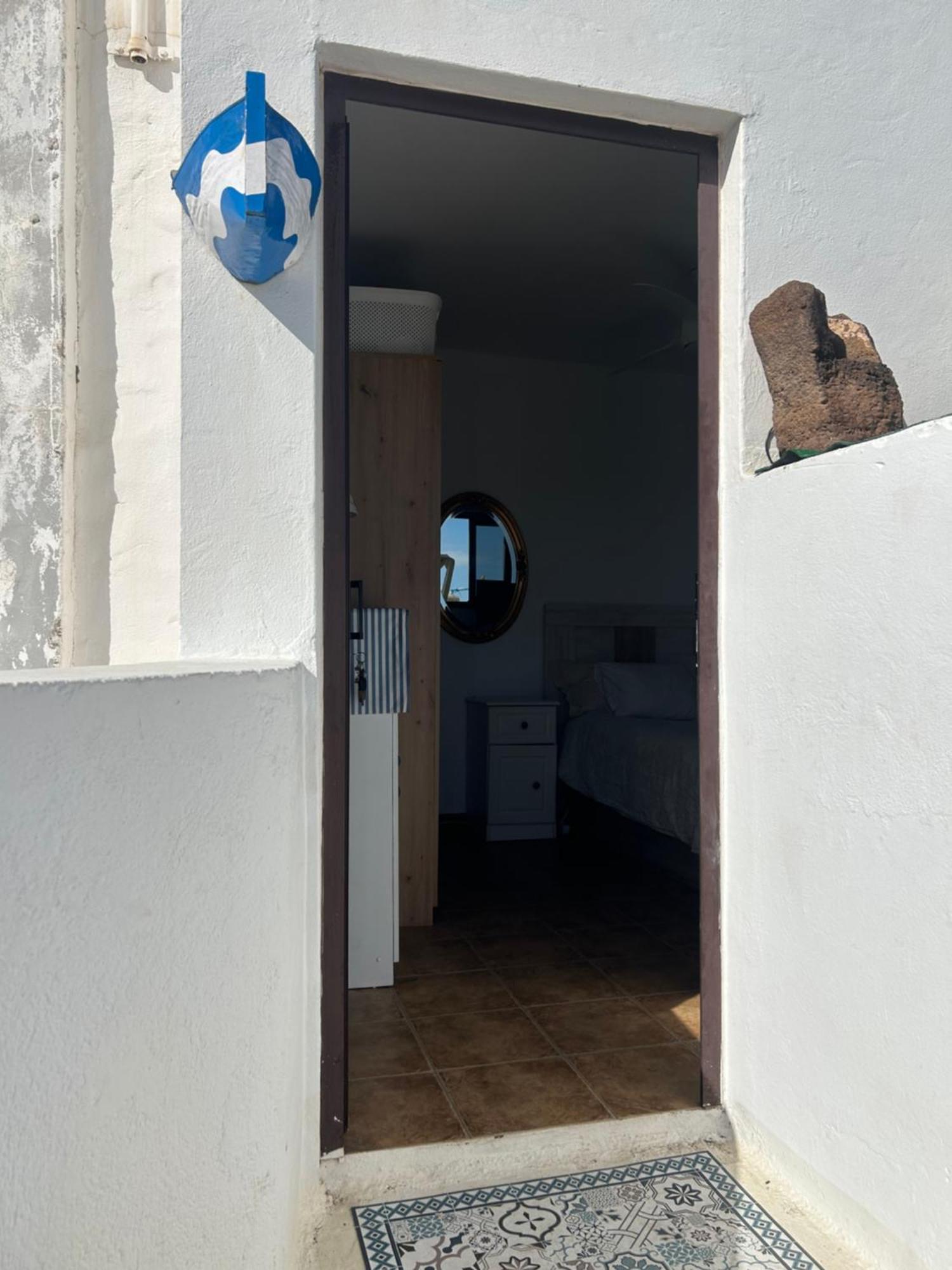 La Buganvilla Rooms Arrecife  Bagian luar foto