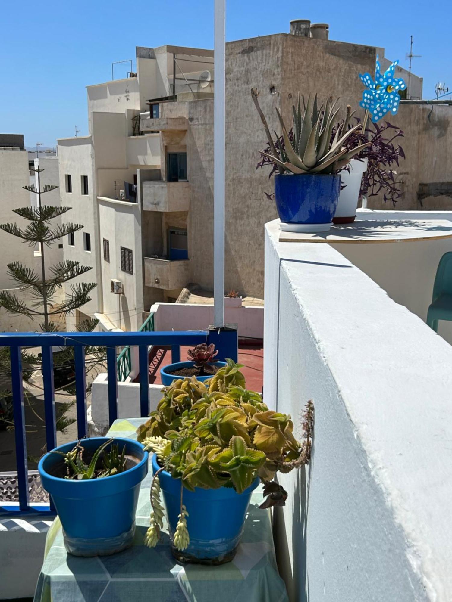 La Buganvilla Rooms Arrecife  Bagian luar foto